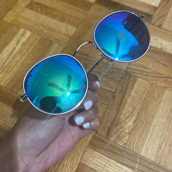 Round frame chrome sunglasses - Picture 3 of 3